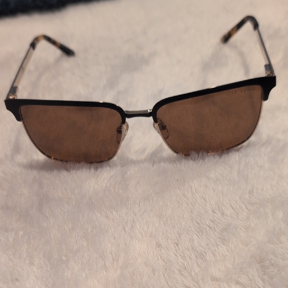 Classic Brown Sunglasses